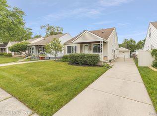 1817 E 4th St, Royal Oak, MI 48067