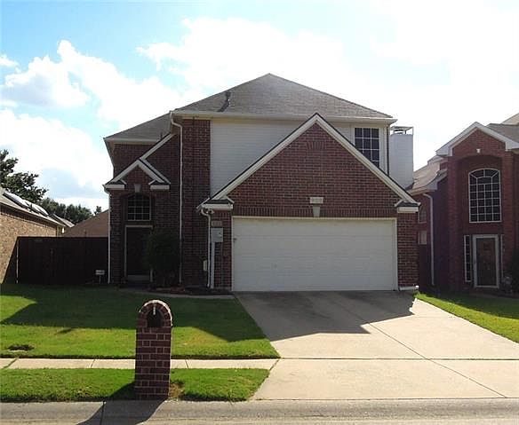 1st image of 932 Plantation Dr
