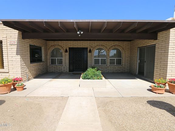 2nd image of 16001 N 40th Pl