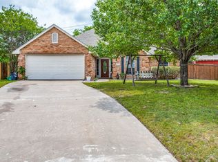 506 Wild Springs Dr, Midlothian, TX 76065