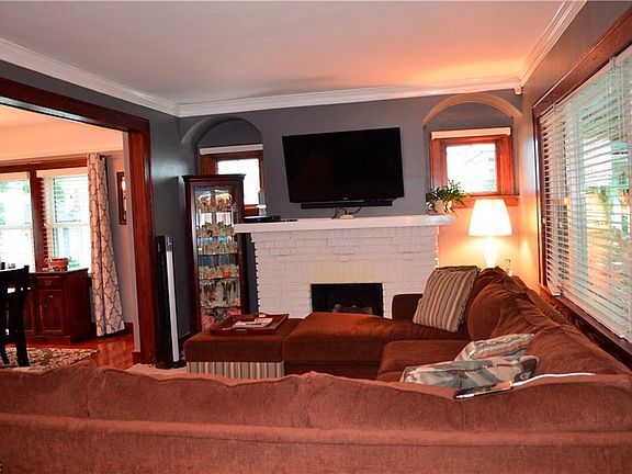 2nd image of 4510 S Hills Dr
