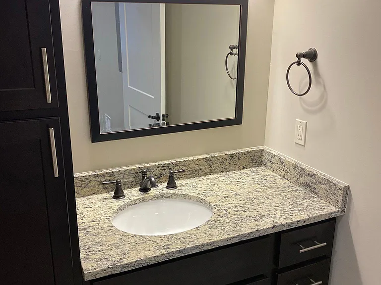 The Heartford Luxury Apartments — Photo 58