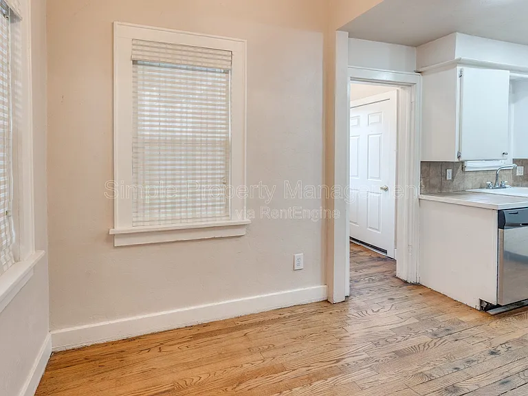 2605 NW 24th St — Photo 11