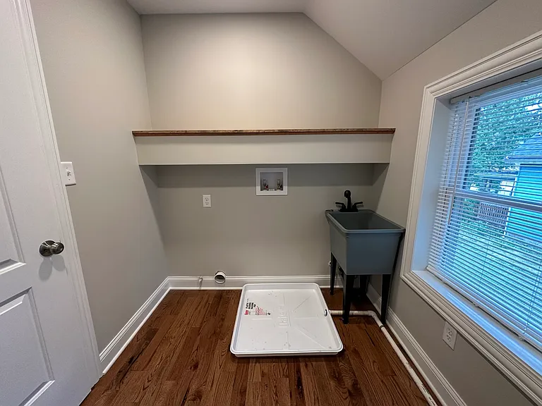 1111 Spring Streetunit #B — Photo 10