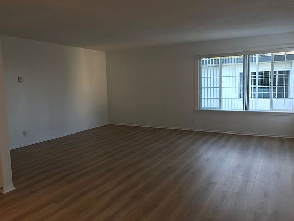 5th image of 77 Porta Vista Dr #12