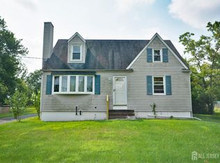 355 Metlars Ln, Piscataway, NJ 08854