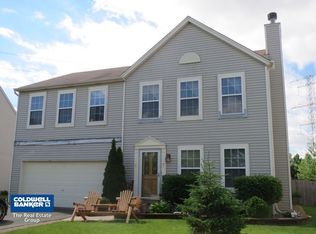 6104 Smokey Ridge Ct, Plainfield, IL 60586