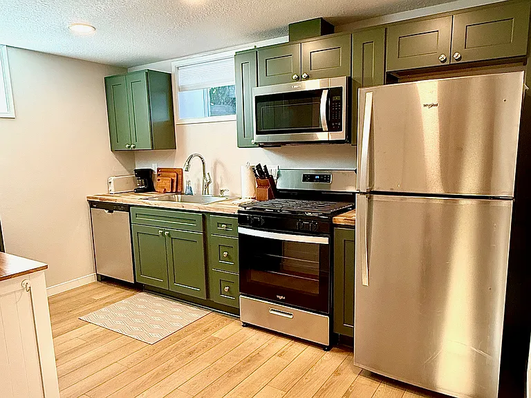 6208 SE Woodstock Blvd #BASEMENT — Photo 20