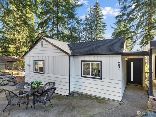 19054 12th Avenue NE, Shoreline, WA 98155