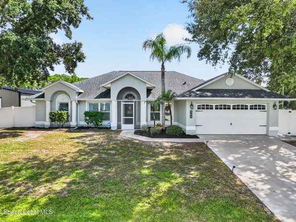 564 Hammond St SW, Palm Bay, FL 32908