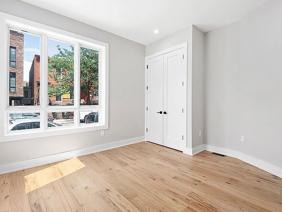 5th image of 906 Herkimer St #G
