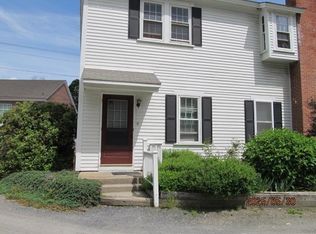42 Olcott Ln, Charlestown, NH 03603