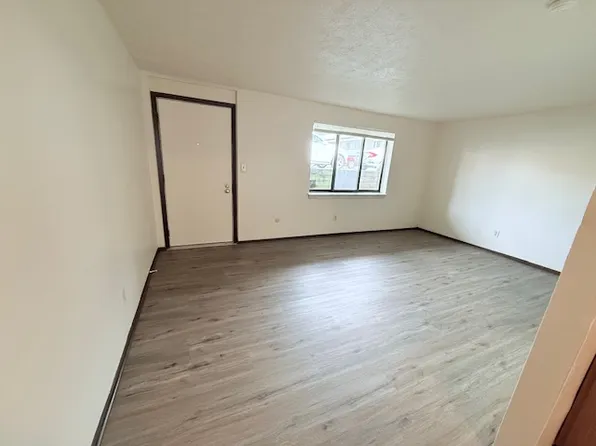 2360 E Market St APT 1E, Akron, OH 44312