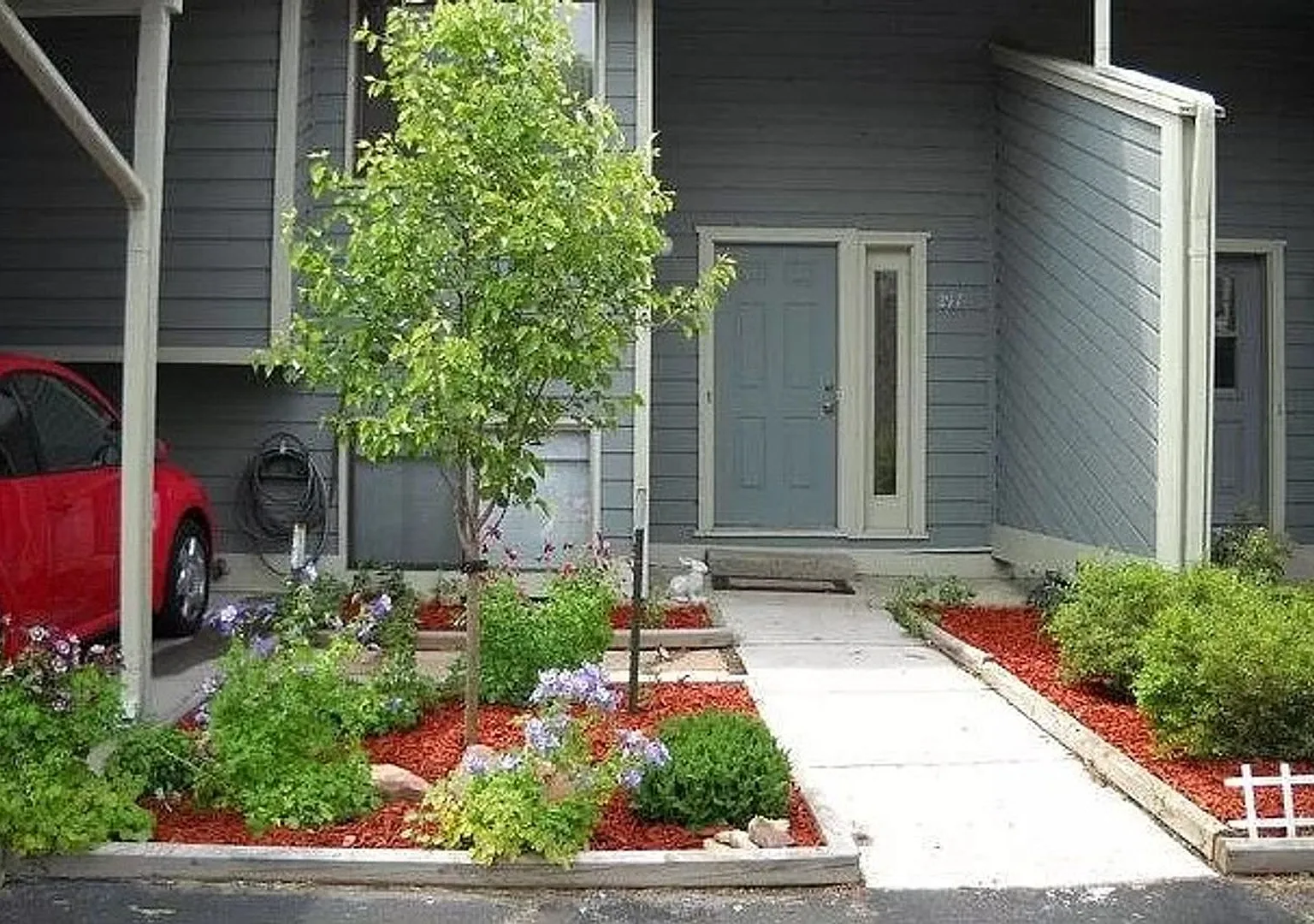 4 Bed 2.5 Bath Boulder Townhome - Available August 10th — Photo 1