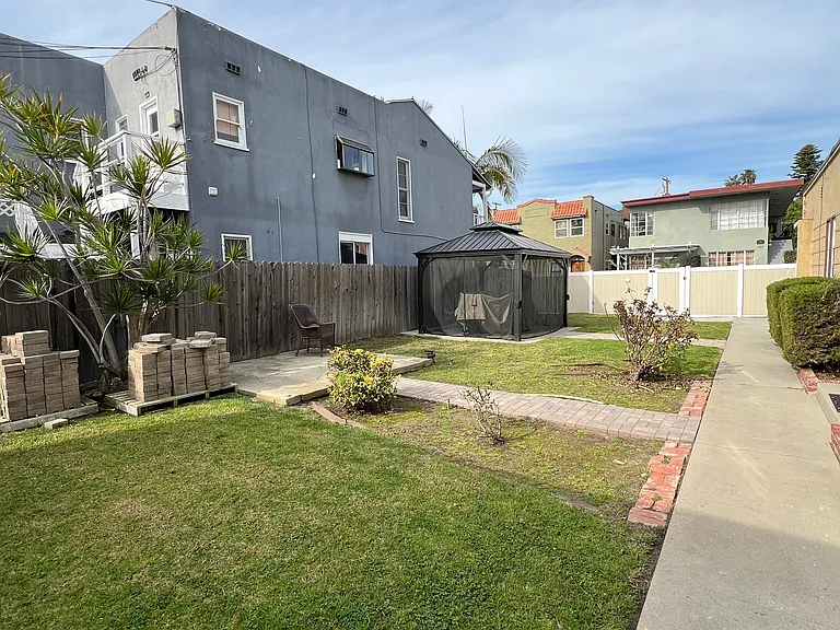 112 Bennett Ave #3 — Photo 14
