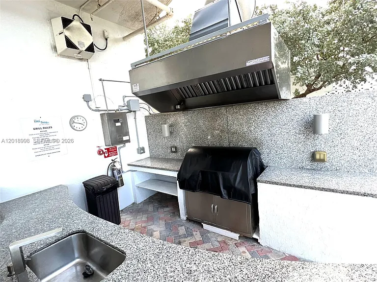 6515 Collins Ave #1801 — Photo 13