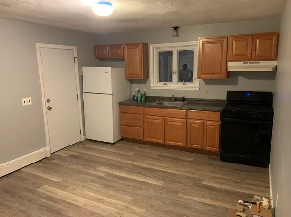 24 Forest St #3, Fall River, MA 02721
