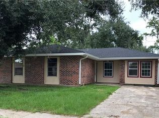 2016 S Sugar Ridge Dr, La Place, LA 70068