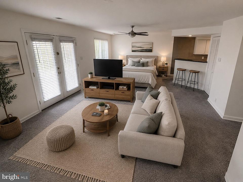1st image of 7512 Hawthorne St APT 1