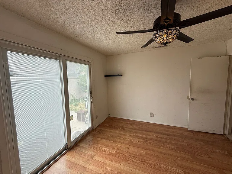 640 Felicita Ave — Photo 28