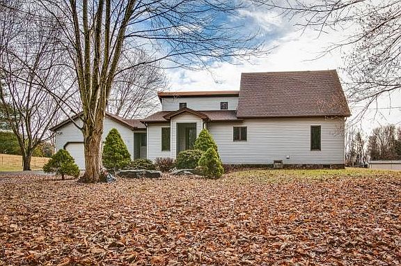 4th image of 151 Harmony Farms Dr