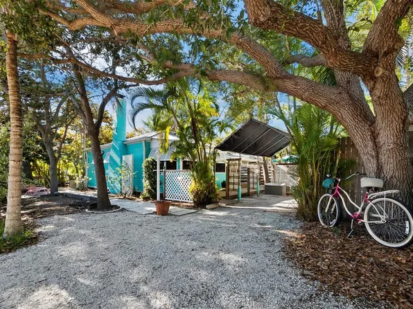 771 Fox St, Longboat Key, FL 34228