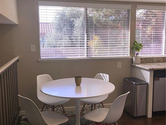 3rd image of 831 Pescados Dr