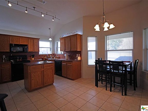 3rd image of 3611 Armstrong County Ct