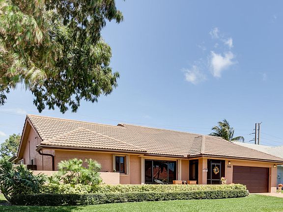3rd image of 9280 Sun Pointe Dr