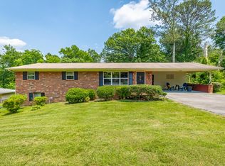 2035 Officer St SE, Cleveland, TN 37323