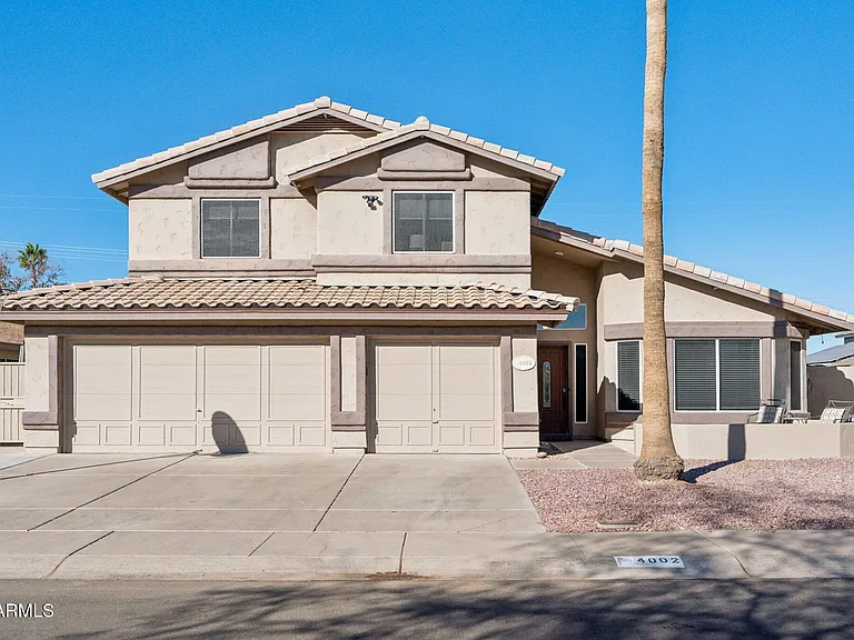 4002 W Questa Dr — Photo 1