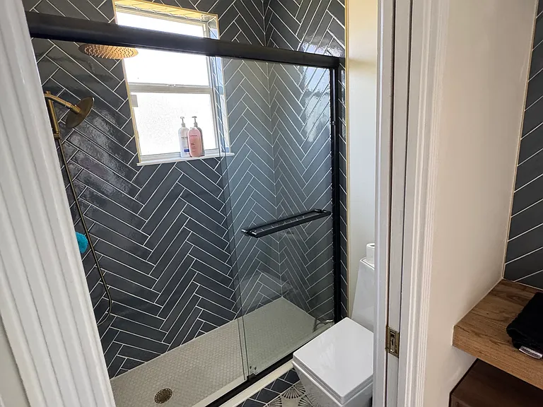 SW Lake Grove Cir — Photo 13