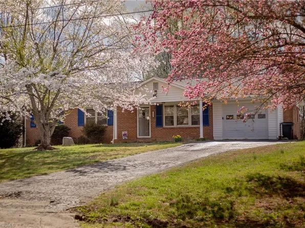 181 Antioch Ave, Mount Airy, NC 27030