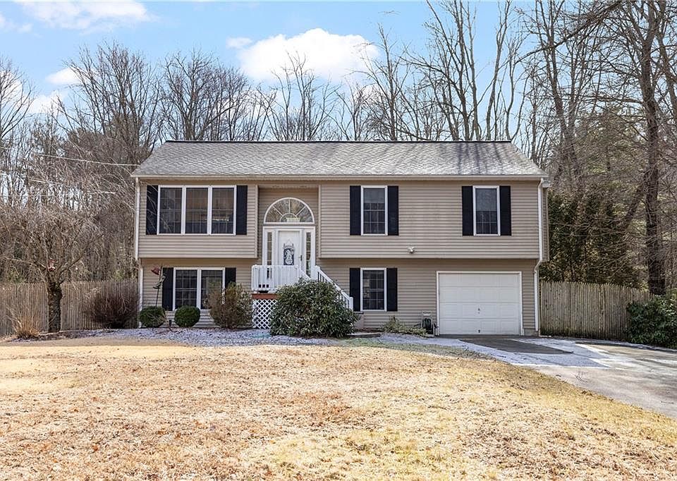 54 Pine Hill Ave, Johnston, RI 02919 Zillow