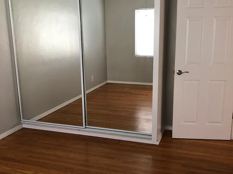 3017 E 3rd St #2 — Photo 7