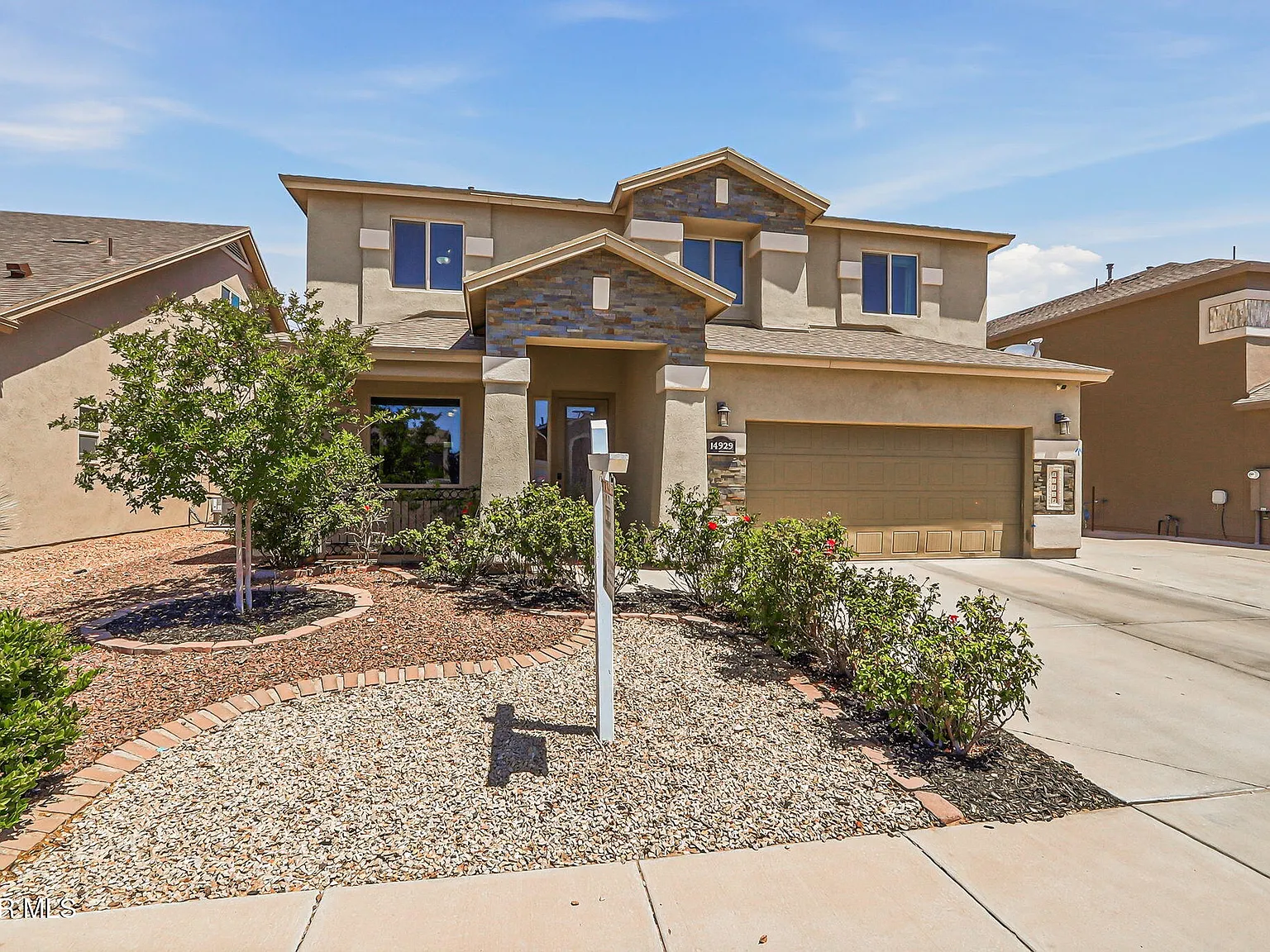 4 bed, 2.5 bath, 3101 sqft, $2,700 — Photo 3