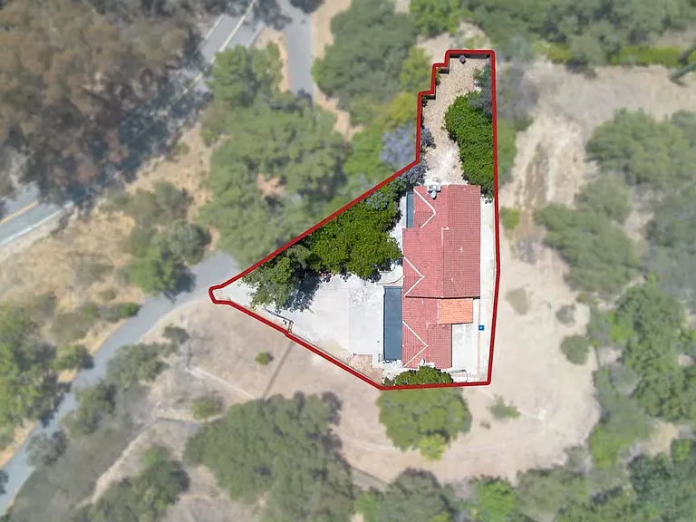 2869 Turnbull Canyon Rd — Photo 20
