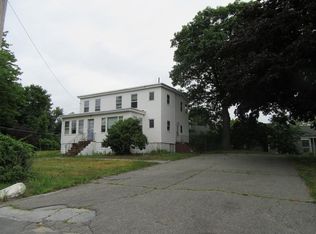 44 Calumet Rd, Methuen, MA 01844