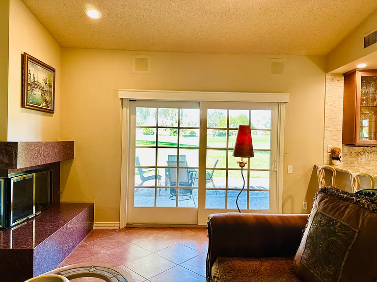 19 Mission Ct — Photo 18