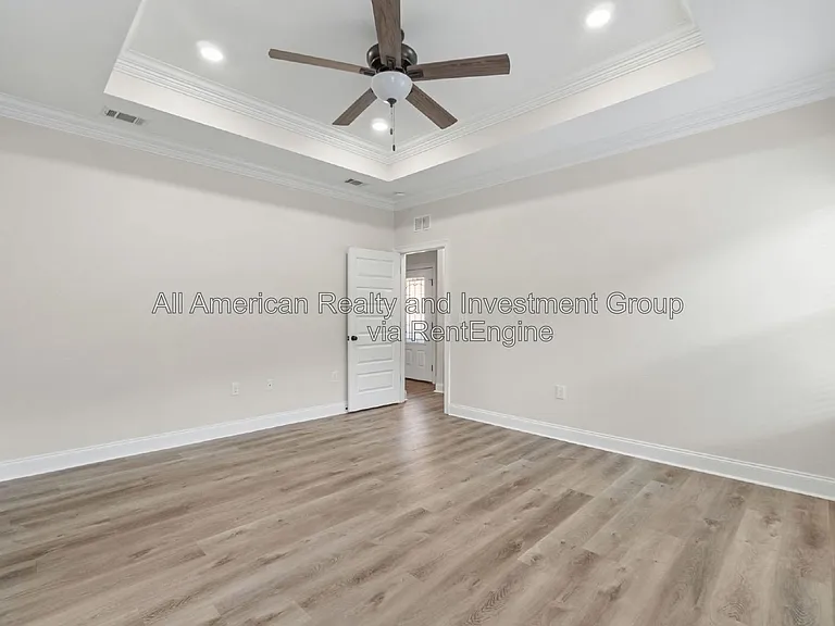 331 Adams Dr — Photo 21