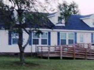 1921 Raymond Harris Rd, Winterville, NC 28590