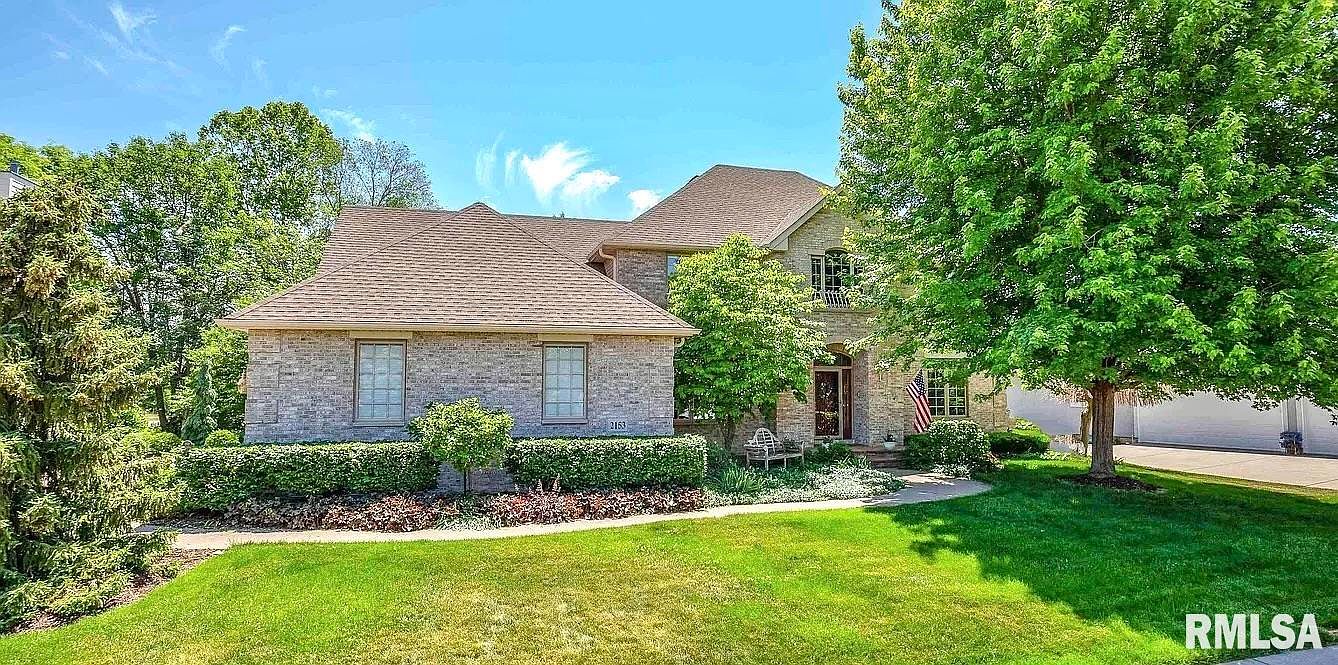 2153 Lundy Ln, Bettendorf, IA 52722 Zillow