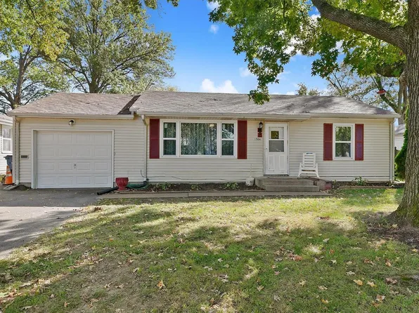 1504 N 15th St, Swansea, IL 62226