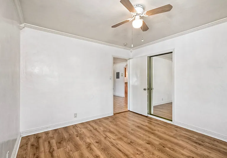 122 Johnston Ln — Photo 11