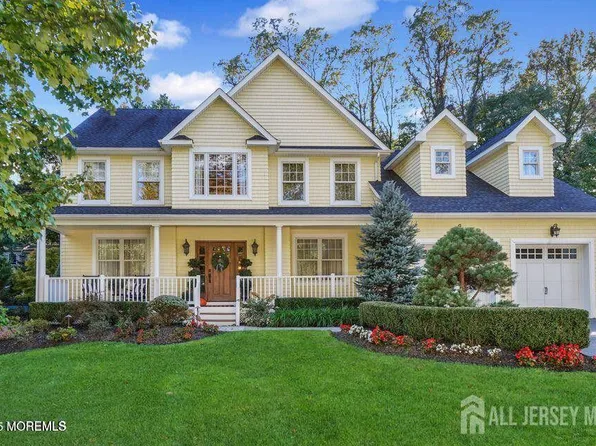 4 Del Ray Ct, Middletown, NJ 07748