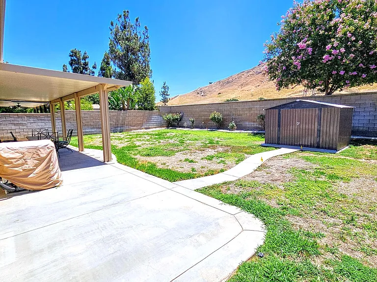 17371 Redmaple St — Photo 20