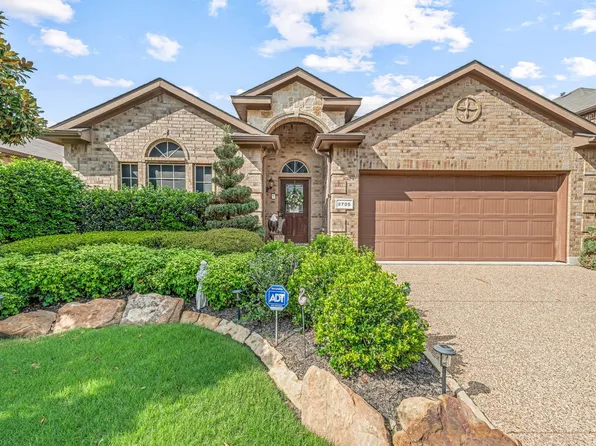 2705 Albatross Ln, Fort Worth, TX 76177