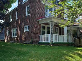 856 E Madison St, Lancaster, PA 17602