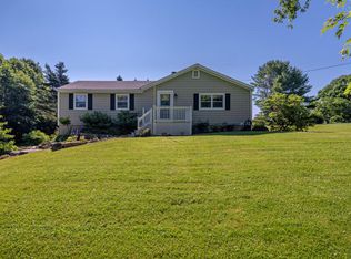 14 Sunset St, Thomaston, ME 04861