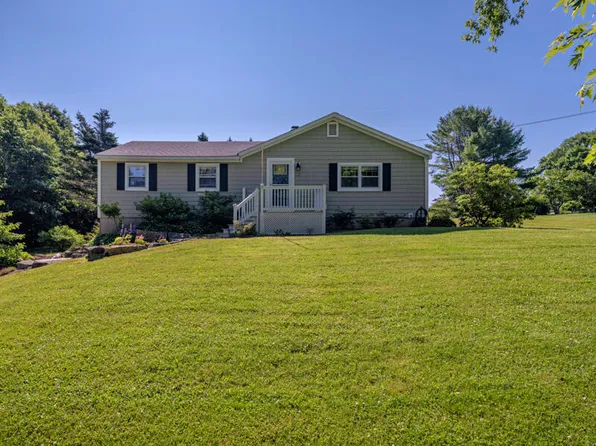 14 Sunset Street, Thomaston, ME 04861